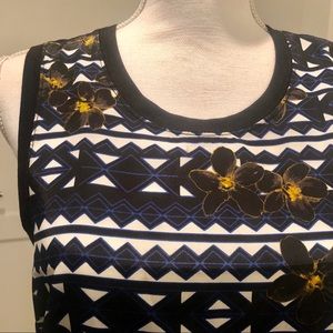 Geometric pattern tank top